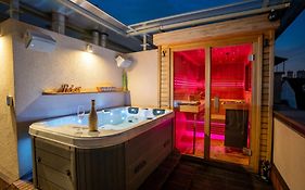 Luxury Rooftop Appartment With Fantastic Views